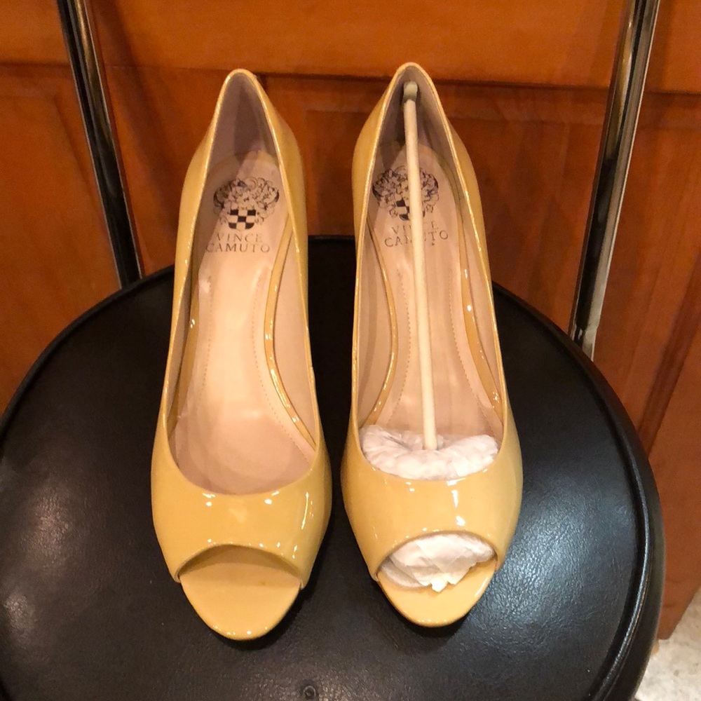 Vince Camuto New